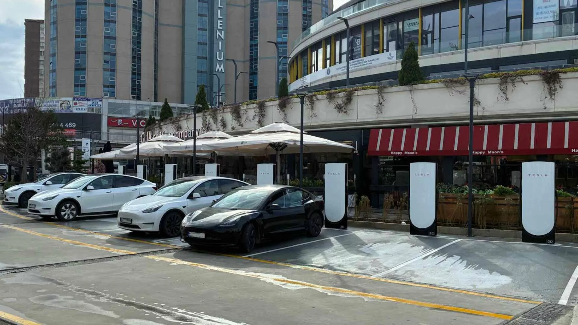 Tesla Supercharger İstanbul'da hizmete girdi: Yeni konum 16 2026 02 19 08 35 47 31f49 1.webp