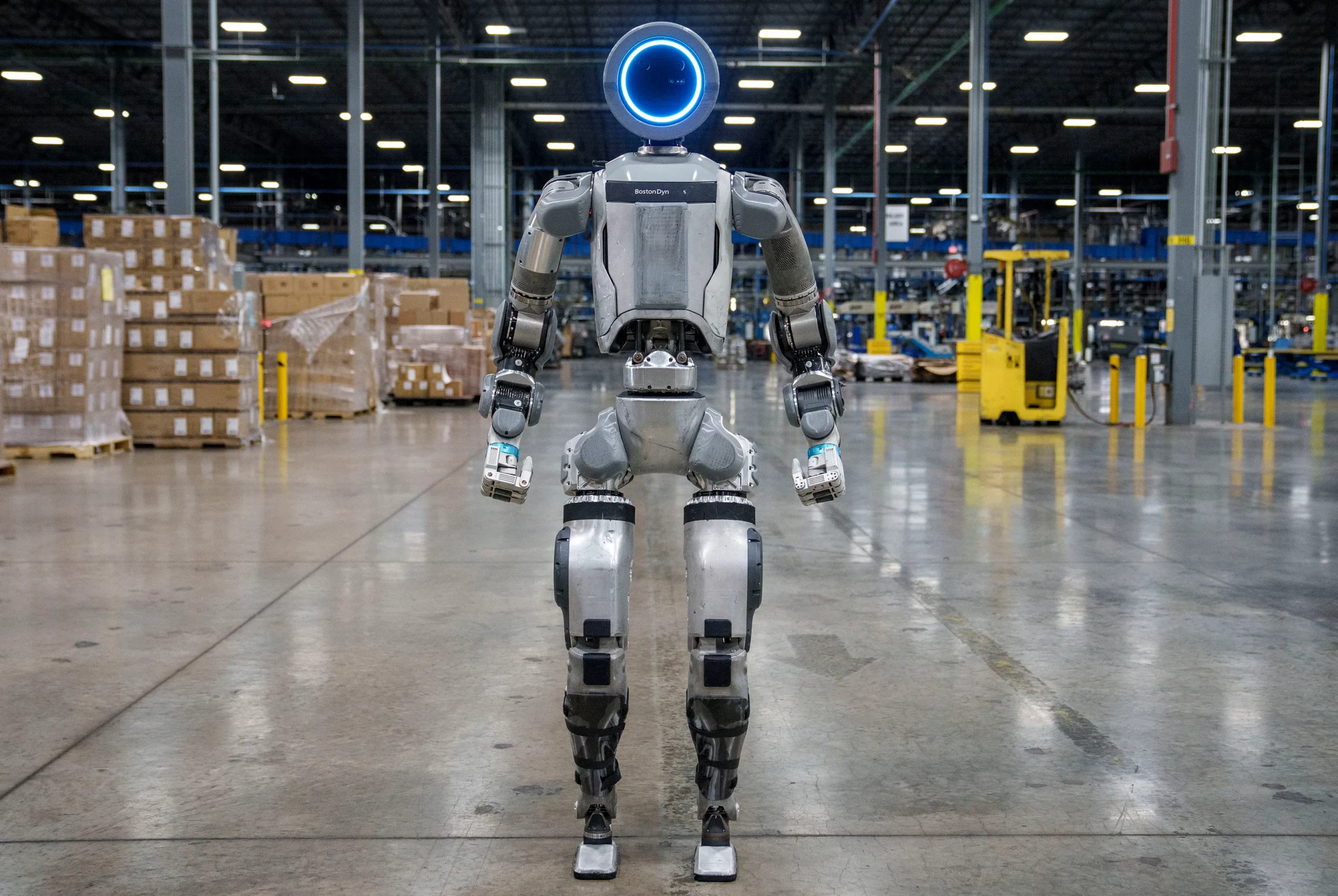 cin robot kriz 3 scaled.webp