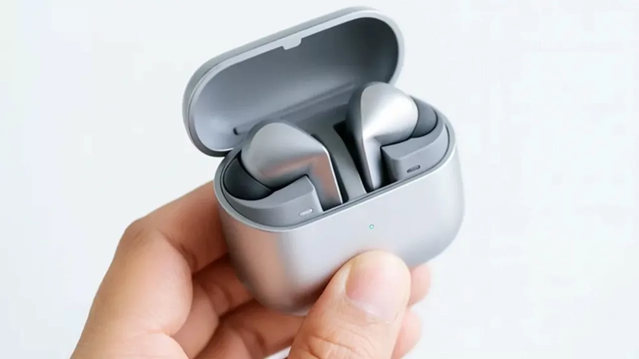 galaxy buds4 ve buds4 pro sizdirildi.webp