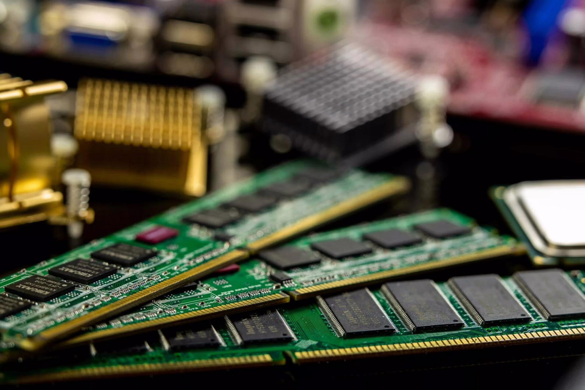 DDR4 RAM.avif