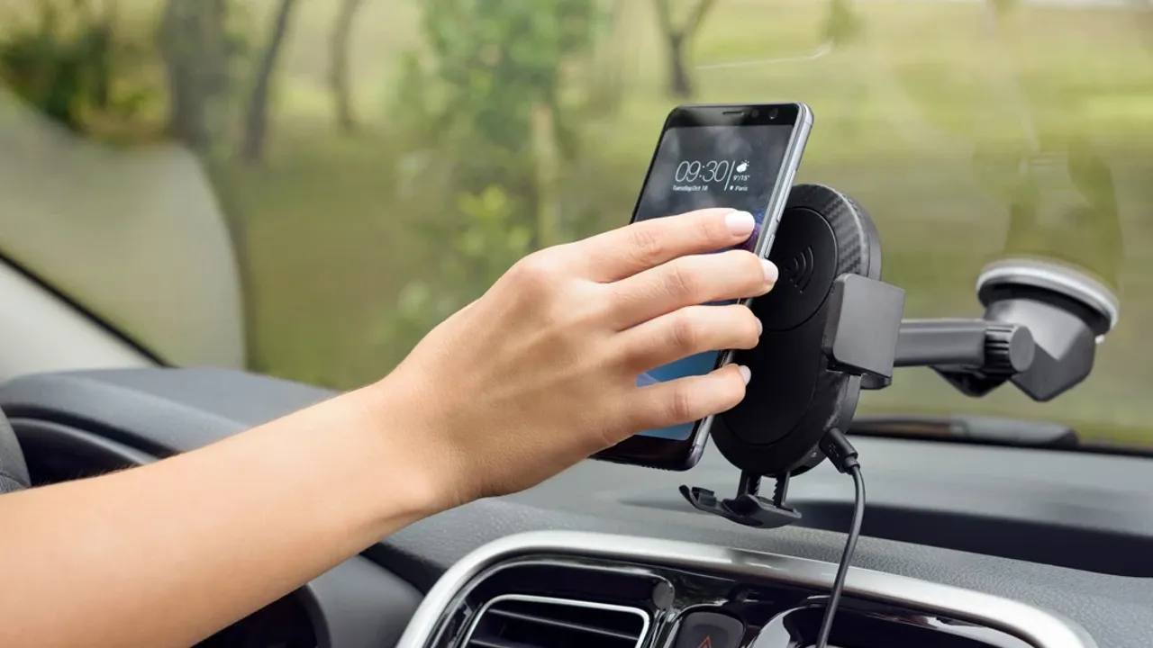 Telefon tutucu 1.webp