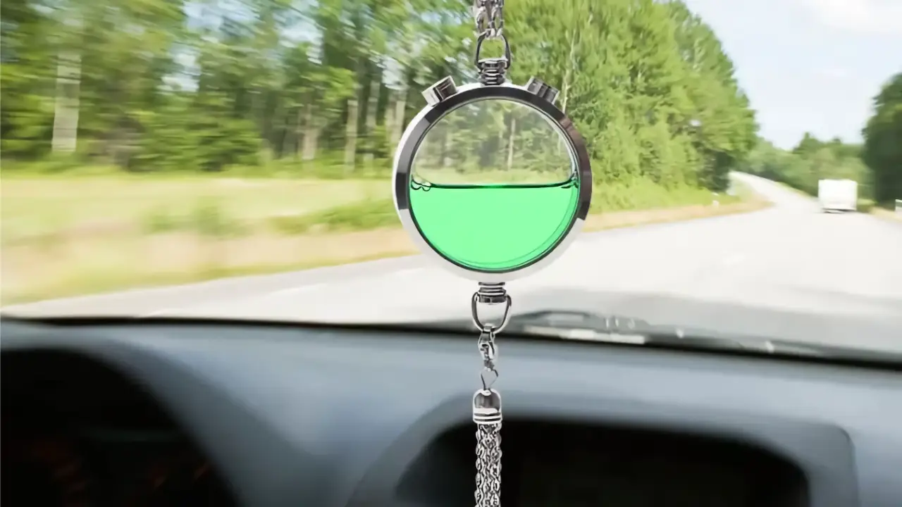 Araç Kokusu Yasaklandı! İşte Cezası! 2 arac kokusu 1.webp