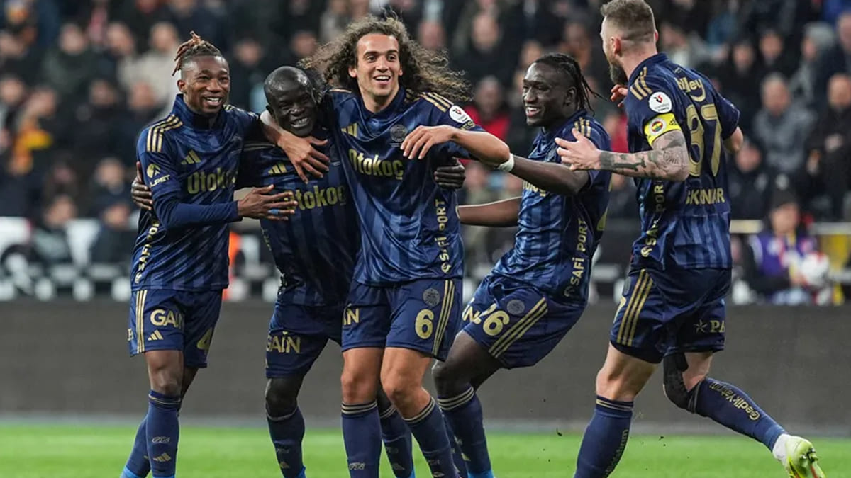 Kayserispor’a 4 attı, zirve takibini sürdürdü! 4 557251