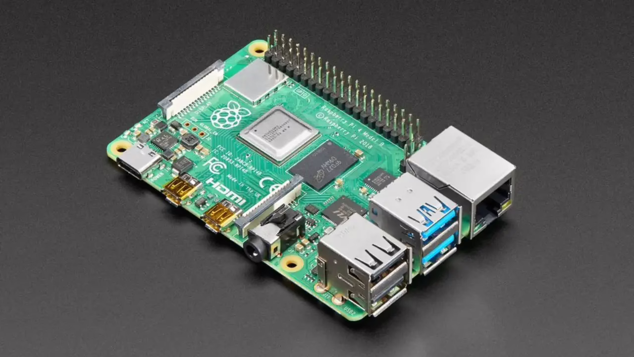 Raspberry Pi 4.avif