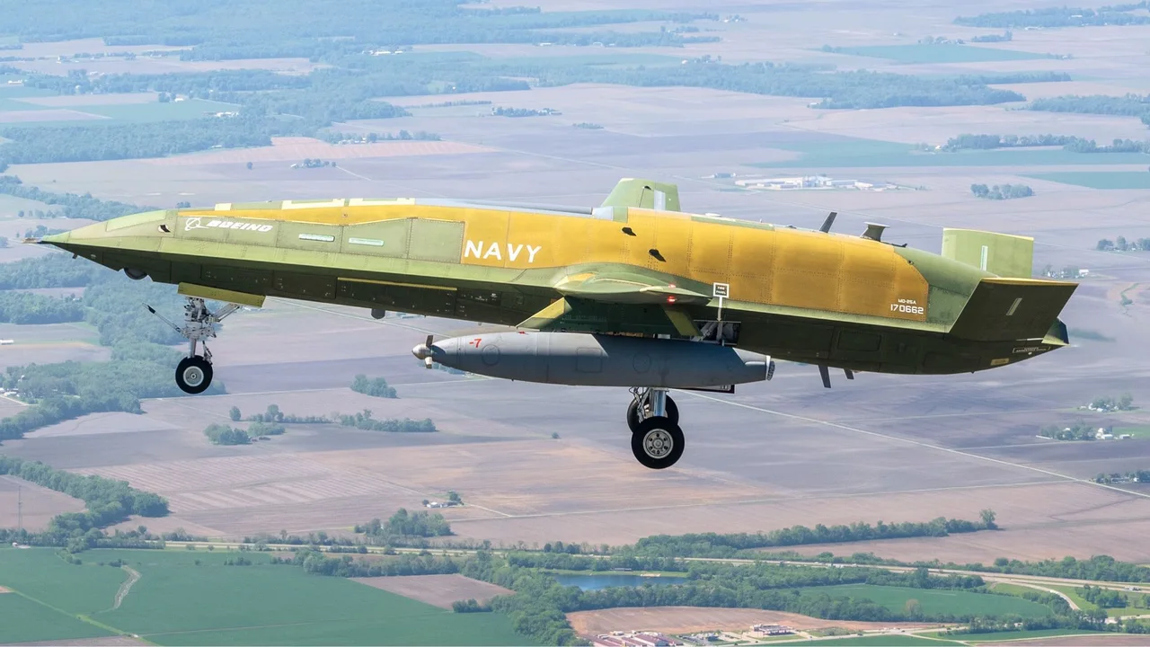 abd donanmasinin insansiz yakit ikmal araci otonom testi gecti.webp