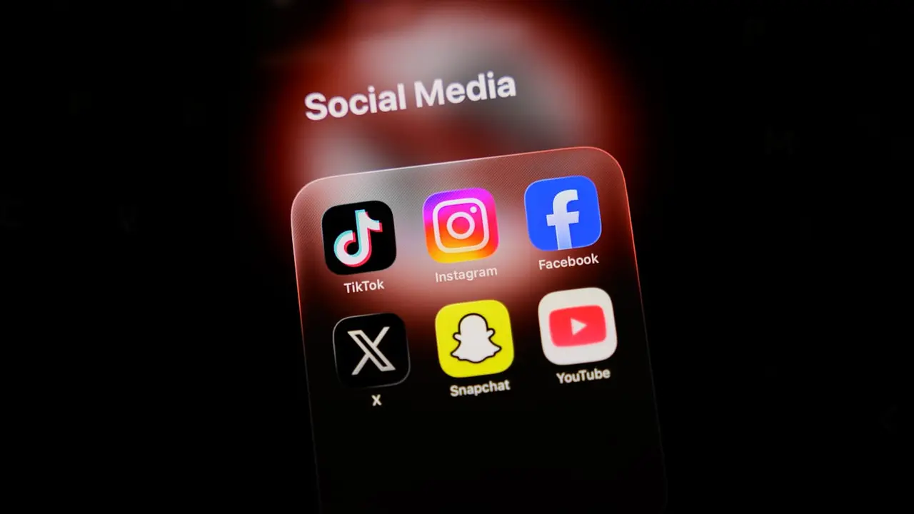 Instagram'daki HDR Hatası Fotoğrafları Siyah Beyaza Çevirdi 24 instagram daki hdr hatasi fotograflari siyah beyaza cevirdi.webp