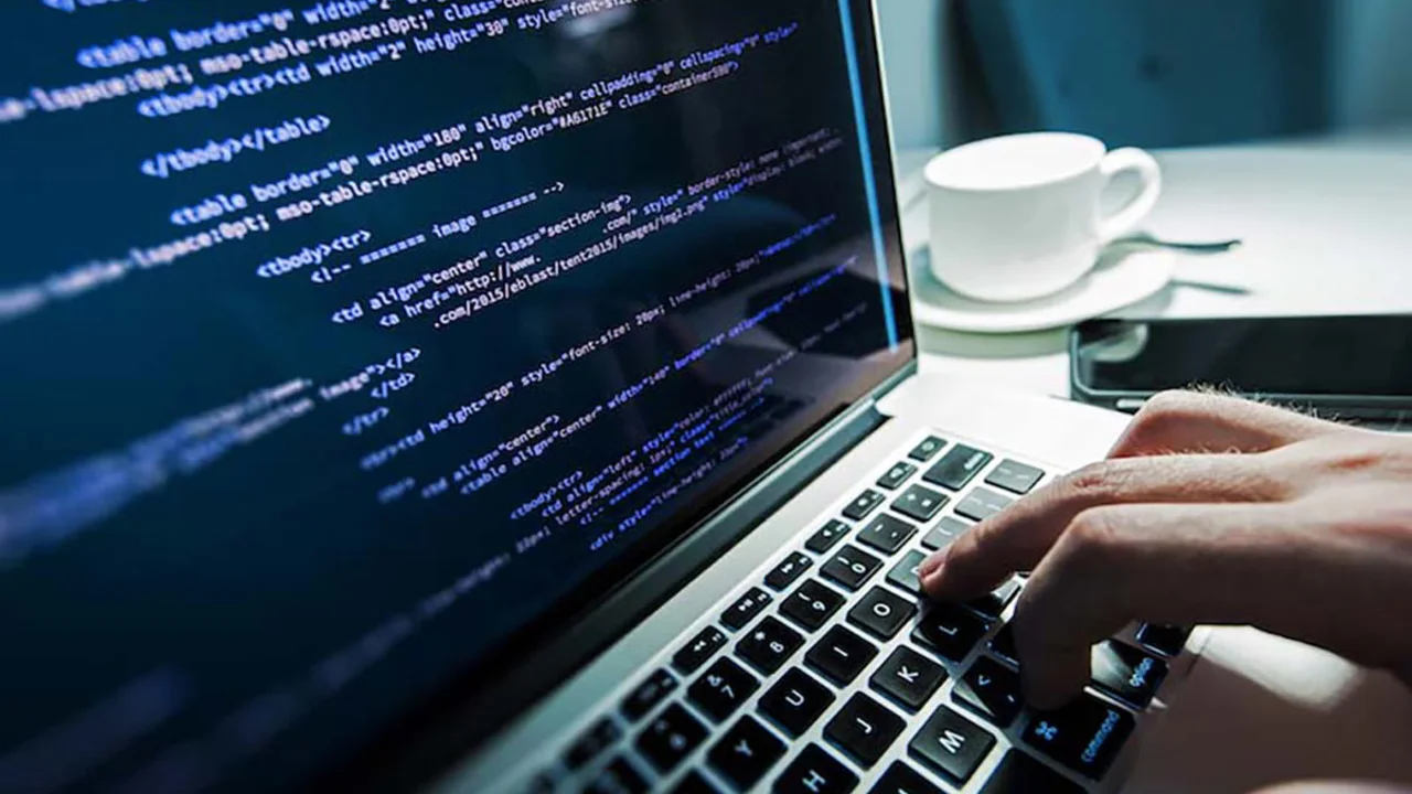 Linux'ta Yıllardır Kapatılmayan Açık Tespit Edildi 18 linuxta yillardir kapatilmayan acik tespit edildi.webp