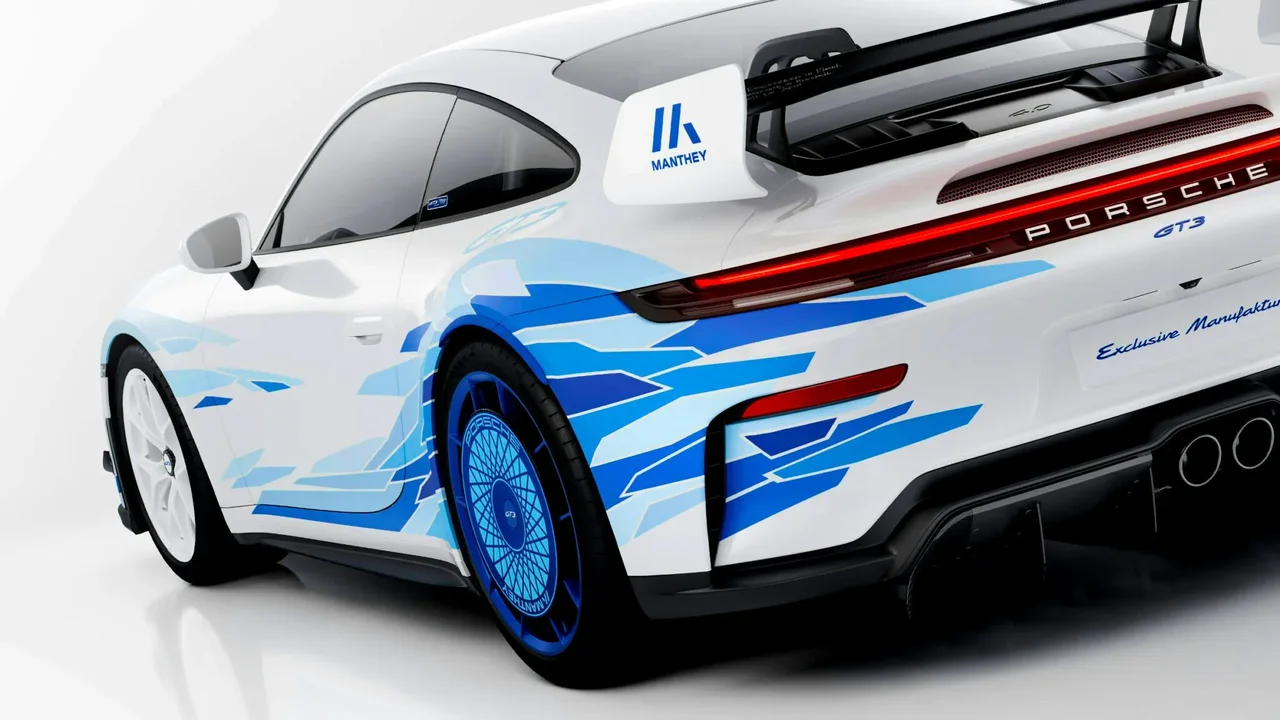porscheden japonyaya ozel 911 gt3 artisan edition.webp