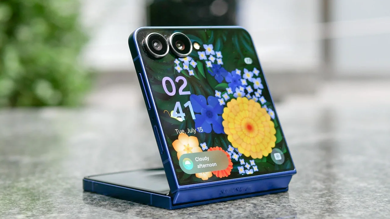 samsung galaxy z flip8 bekleyenleri uzecek.webp