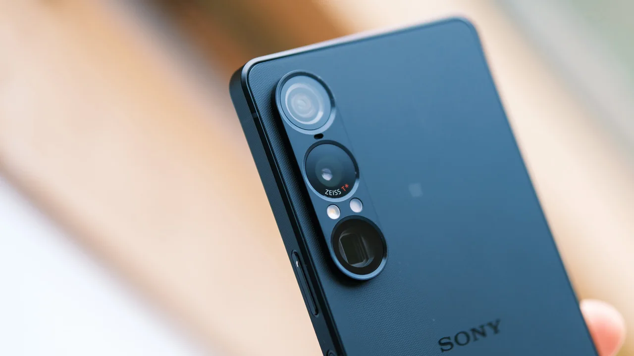 Sony Xperia 1 VIII Sızdırıldı: Kulaklık Girişi Sürprizi! 4 sony xperia 1 viii sizdirildi kulaklik girisi surprizi.webp