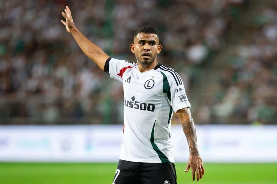 Bursaspor bombayı patlattı! İlk transfer resmen açıklandı 4 559509