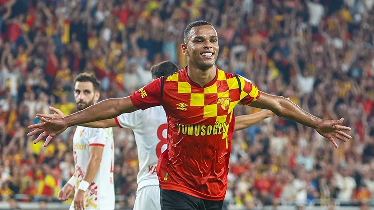 Göztepe’de tarihi transfer kapıda! Juan dünya devine gidiyor 14 559748