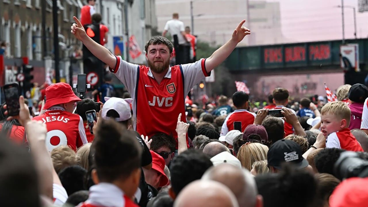 Arsenal'da 22 yıllık hasret sona erdi! Londra kırmızı-beyaza büründü 5 559792