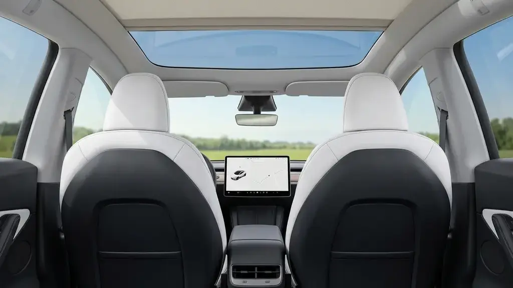 Tesla’dan Model Y Sahiplerine Yaz Hediyesi: Resmi Tavan Perdesi Çıktı! 14 Tesla Model Y tavan perdesi e1780240743254.webp
