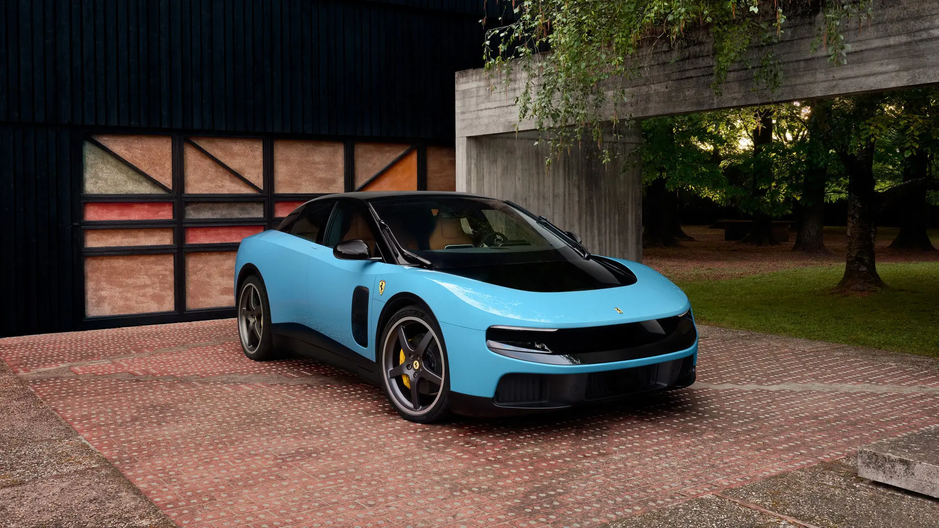Ferrari Luce 78 Yıllık Geleneği Bozdu: İşte İlk Elektrikli Ferrari! 11 ferrari luce 1.webp