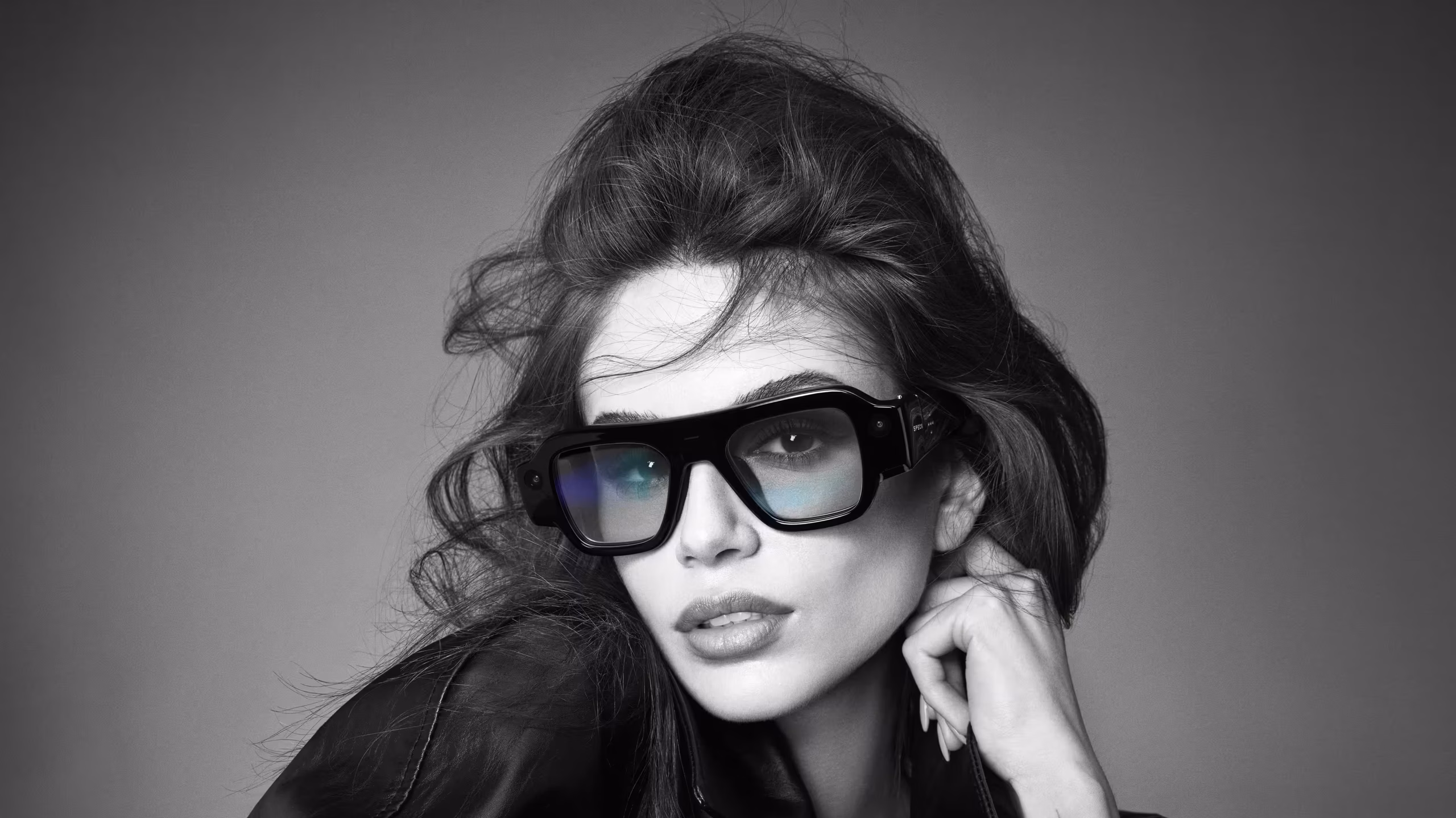 Giyilebilir Bilgisayar Çağı: Snap Specs AR Gözlüğü Tanıtıldı 2 Snap Specs AR.jpg scaled e1781707551855.avif