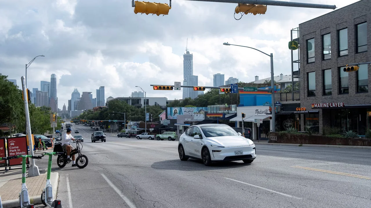 Tesla'nın Sürücüsüz Robotaksi Hizmeti Yaygınlaşıyor 15 teslanin surucusuz robotaksi hizmeti yayginlasiyor.webp