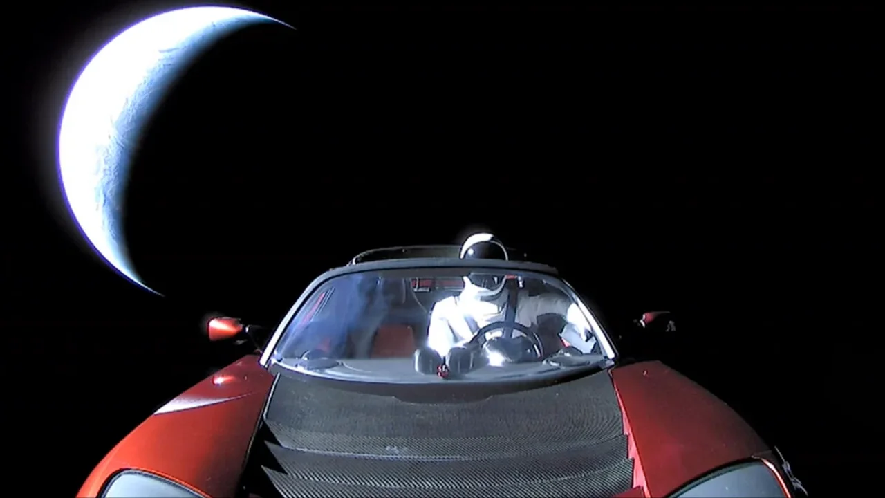 ucan tesla roadster icin tanitim tarihi belli oldu.webp