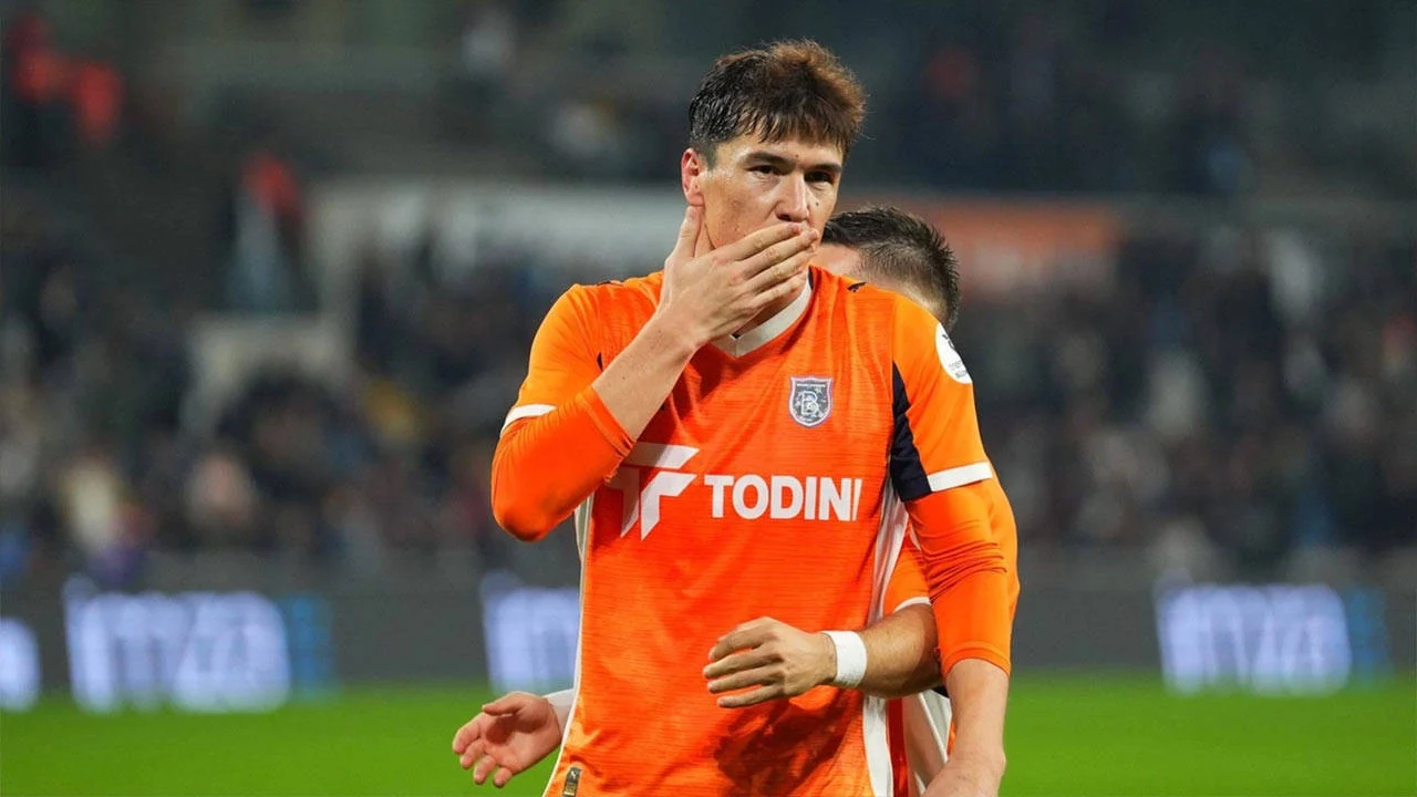 Başakşehir'den gol kralı için karar! Satın alma opsiyonu kullanıldı 1 560954