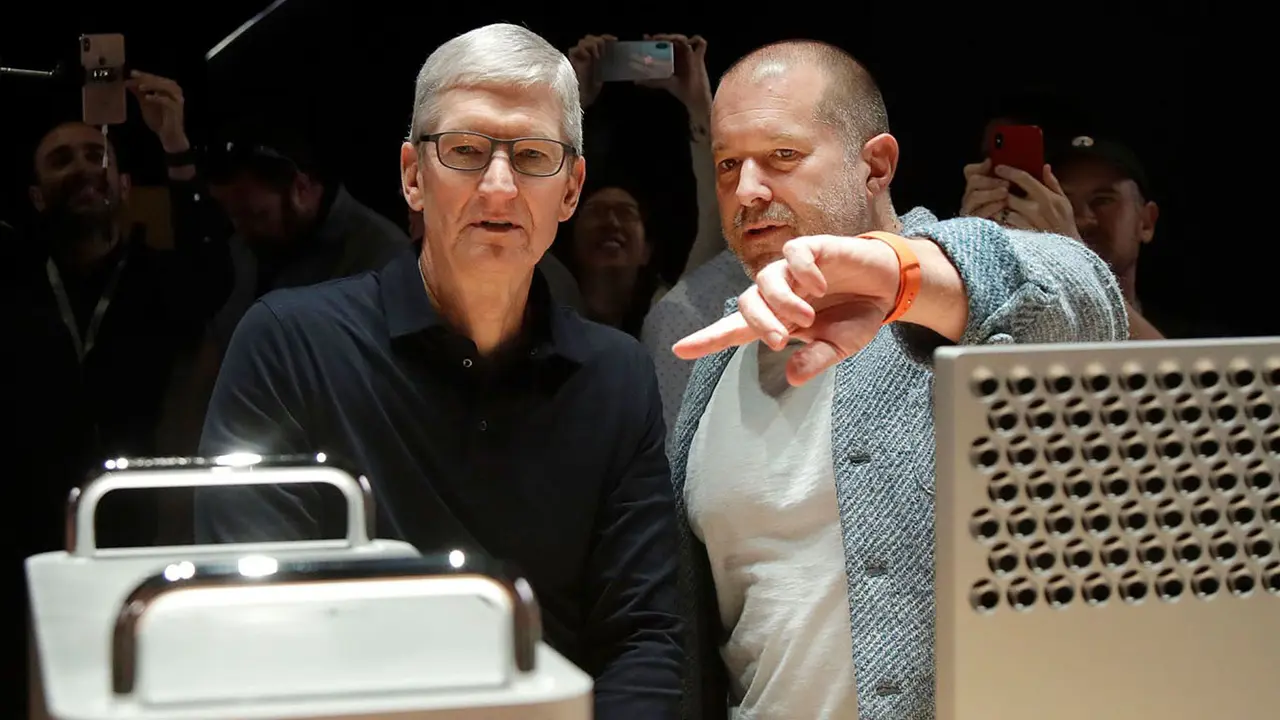 OpenAI, Jony Ive'ı Apple ile Karşı Karşıya Getirebilir 2 openai jony ive i apple ile karsi karsiya getirebilir.webp